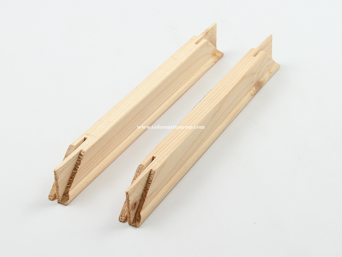 Close-up of 17mm &times; 30mm tenoned pine stretcher bar joint