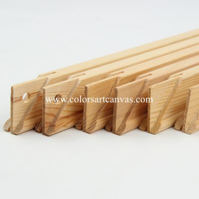 Shrink-resistant wooden-bar frame with tensioning wedges